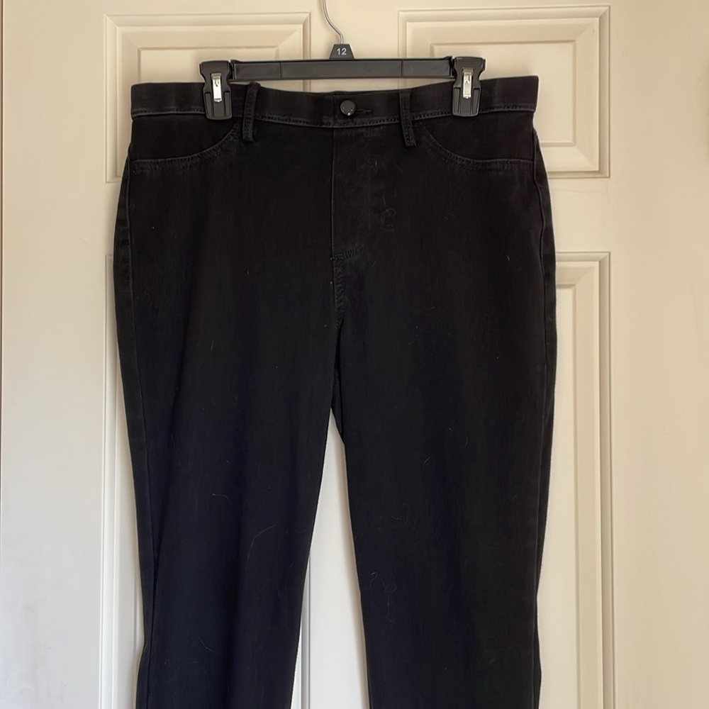 Black Bandolino Bella Leggings, size large - Picture 2 of 5